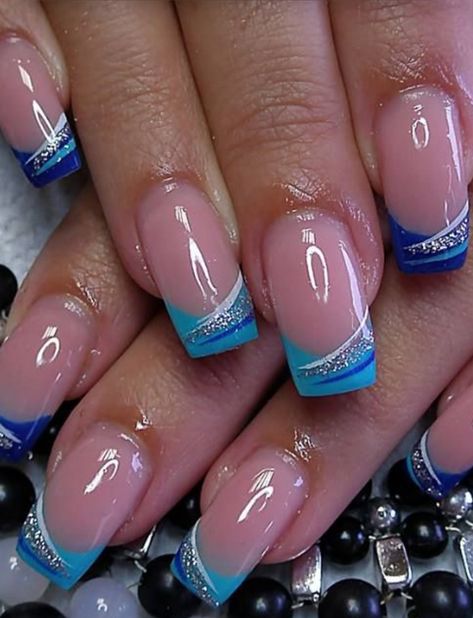 Nails Gel 2023, Nails Ideas For Kids, Spring Nails Black, Nails For Pale Skin, Spring Nails Gel, French Manicure Acrylic Nails, Spring Nails Ideas, Nails Flowers, Gel Nails French