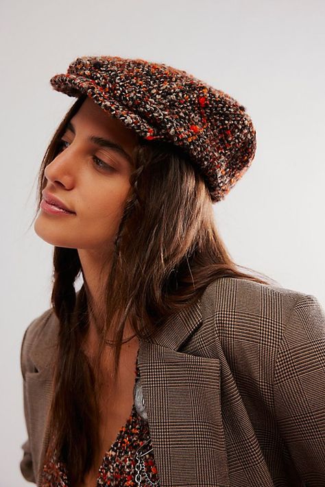 How To Style Newsboy Cap, Paperboy Cap, Tweed Hat, 2025 Fashion, Model Look, Newsboy Cap, Anna Sui, Boho Clothing, Diane Von