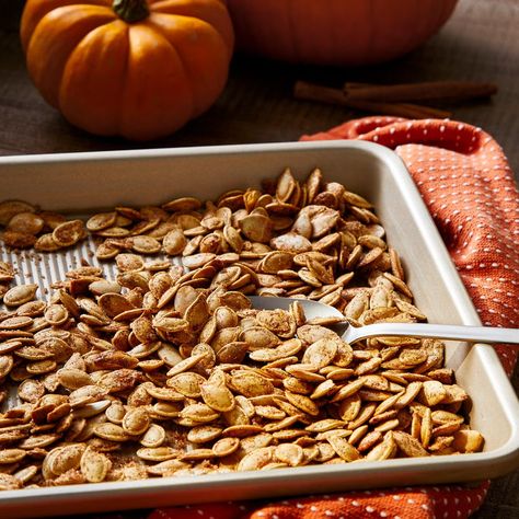 cinnamon sugar pumpkin seeds Pumpkin Seed Recipes Baked, Cinnamon Sugar Pumpkin Seeds, Cinnamon Crisps, Pumpkin Sugar Cookies, Pumpkin Seed Recipes, Halloween Fruit, Seed Recipes, Layered Salad, Halloween Foods