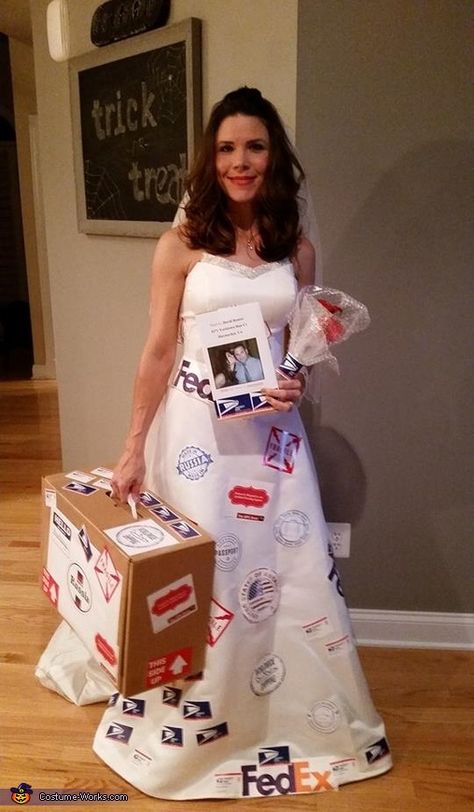 Mail Order Bride Halloween Costume Idea Sew Costume, Bride Halloween Costume, Halloween Bride Costumes, Adult Women Halloween Costumes, Couples Costumes Creative, Bride Halloween, Halloween Costumes 2014, Fancy Dress Halloween Costumes, Fairy Halloween Costumes