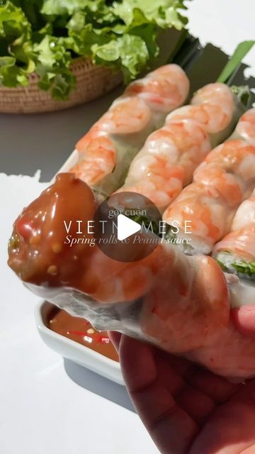 Easy Vietnamese Spring Rolls, Rice Wraps With Peanut Sauce, Rice Wraps Spring Rolls, Spring Roll Peanut Sauce, Vietnamese Peanut Sauce, Islander Food, Shrimp Rice Noodles, Cucumber Shrimp, Healthy Wrap