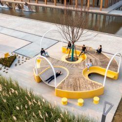 Public Open Space Urban Design, Fun Outdoor Furniture, Outdoor Public Space Design, Urban Furniture Design Concept, Urban Architecture Public Spaces, Street Scape Design, Urban Landscape Design Public Spaces, Public Space Architecture, Public Park Design