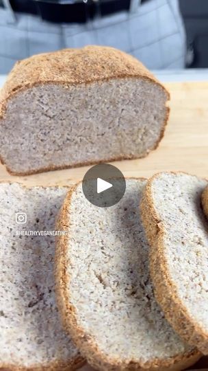 214K views · 20K reactions | TAP HERE FOR RECIPE:⬇️

THIS IS A THROWBACK VIDEO that I recorded two years ago. For a nut-free loaf bread check out my “Millet Loaf”

Dry Ingredients:

3 Cups Almond Flour
1/2 cup coconut flour
6 tbsp ground flax
1/2 cup + 1 tbsp whole psyllium husks
1.5 tbsp baking powder
2 tsp salt OR TO YOUR TASTE

Wet Ingredients:

3 tbsp applesauce
2 cups warm water
1.5 tbsp apple cider vinegar

Preheat the oven to 375.

Combine all dry ingredients in a a bowl and whisk to combine.

In a separate bowl combine the wet ingredients.

Add the wet ingredients to the dry ingredients and mix to combine. Let sit for a couple minutes to allow the psyllium husks to absorb the liquid.

Gather the dough mixture and press and knead into a ball of dough. You can smooth any cracks by we Essen, Buffalo Chili, Low Carb Gluten Free Recipes, Almond Flour Bread, Coconut Flour Bread, Bread Winners, Healthy Bread, Vegan Bread, Bread Machine Recipes