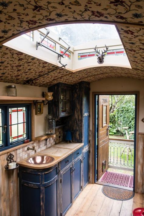 'The Wagon' - Unique Shepherds Hut FOR SALE, Dorset UK. Sheep Wagon Interiors, Vardo Wagon, Shepherds Hut For Sale, Shepherd Hut, Dorset Uk, Hut House, Wagons For Sale, Bus House, Tiny House Inspiration