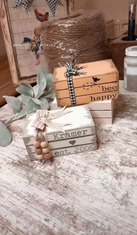 Mini Crates, Tree Faux, Dollar Store Diy Projects, Farmhouse Crafts, Dollar Tree Decor, Dollar Tree Diy Crafts, Diy Dollar Store Crafts, Diy Crafts Room Decor, Diy Farmhouse Decor