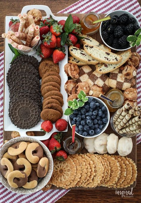 Coffee-Inspired Snackcuterie (Dessert Charcuterie Board) Grazing Tray, Desert Tray, Party Boards, Dessert Charcuterie Board, Charcuterie Party, Dessert Charcuterie, Board Night, Food Platter, Valentines Box