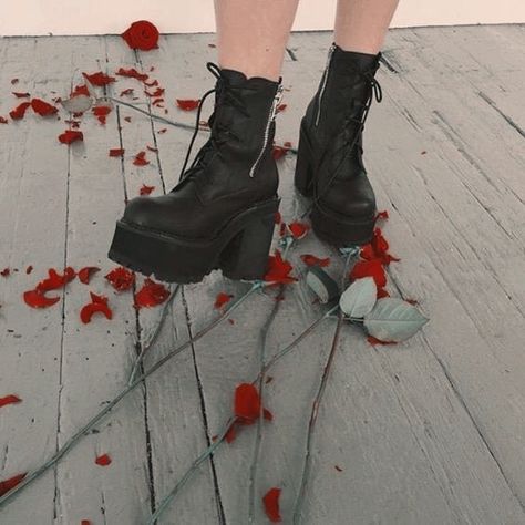 - ̗̀ @fabxiety  ̖́ - Mules Shoes Outfit, Lizzie Hearts, Rose Aesthetic, Mode Shoes, Tokyo Street Fashion, Latest Shoe Trends, Ruby Rose, Soft Grunge, Red Aesthetic