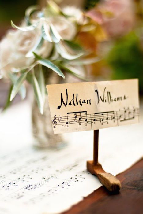 sarahwinward.com Music Lovers Wedding, Music Themed Wedding, Tafel Decor, Music Party, Musical Notes, Mod Wedding, Wedding Music, Music Themed, Wedding Event Planner