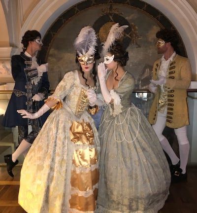 Belek, Masquerade Ball Dresses And Masks, Masked Ball Aesthetic, Victorian Masquerade Ball, Masquerade Party Aesthetic, Masked Ball Outfit, Mascarade Party Outfit, Masquerade Ball Aesthetic, Victorian Masquerade