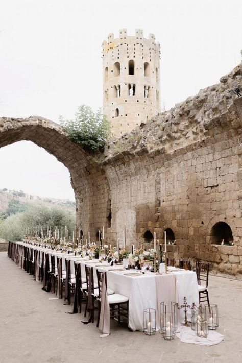 The 21 Most Romantic Castle Wedding Venues - Green Wedding Shoes Gruene Estate, Hammond Castle, Open Air Chapel, Open Air Wedding, Nola Wedding, Castle Wedding Venue, Modern Party, Wedding Party Ideas, House Photography