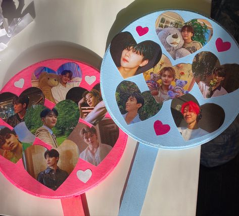 Pink & blue diy pickets with pictures of Seventeen members and hearts Diy Kpop Picket, Kpop Present Ideas, Kpop Gifts Ideas, Kpop Picket, Seventeen Be The Sun, Say The Name Seventeen, Dk Mingyu, Top Decor Ideas, Diy Dorm Decor