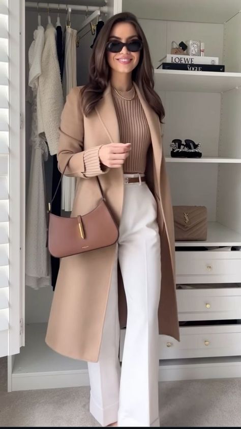 Corporate Outfits Baddie, White Business Pants Outfit, Classic Woman Outfits, Naturalization Ceremony Outfit, White Blazer Outfit Casual Classy, High Class Women Style, Tv News Reporter Outfits, Office Dinner Party Outfit, Corporate Girly Aesthetic