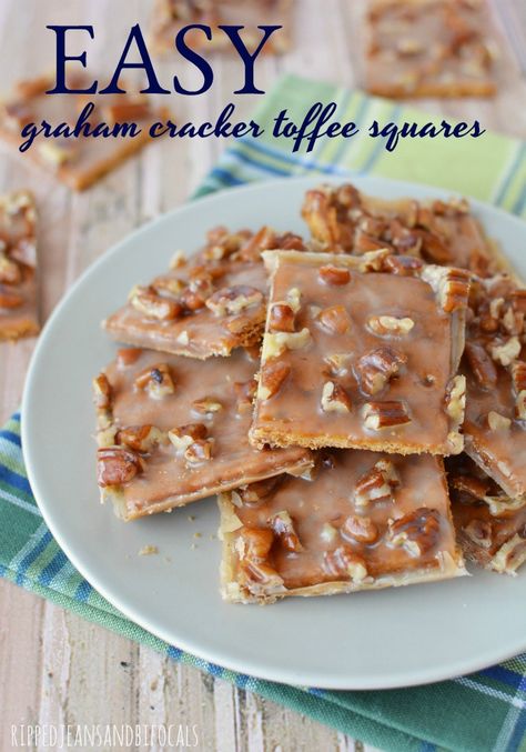 Gramcracker Toffee Bars, Gramcracker Recipe, Gramcracker Desserts, Graham Cracker Toffee Cookies, Toffee Grahams, Graham Cracker Pralines, Graham Cracker Dessert, Graham Cracker Toffee, Cracker Dessert