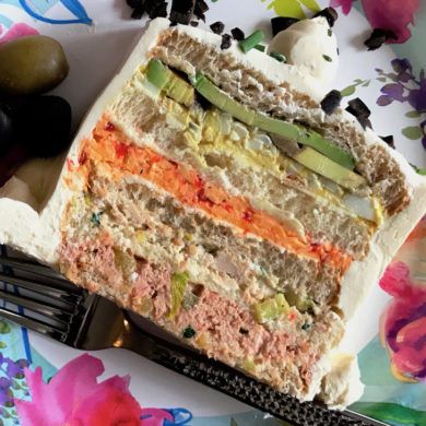 Frosted Sandwich Loaf Recipe - A Canadian Foodie Layered Sandwich Loaf, Sandwich Loaf Recipe, Ribbon Sandwiches, Aboriginal Food, Happy 89th Birthday, Curry Egg Salad, Cake Sandwiches, Sandwich Cakes, Tea Sandwich