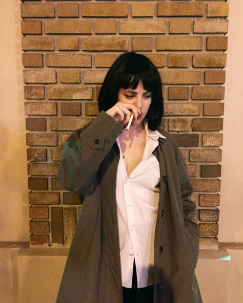 Uma Thurman Mia Wallace Pulp Fiction Costume Uma Thurman Halloween Costume, Mia Wallis Pulp Fiction Costume, Mis Wallace Costume, Pulp Fiction Mia Wallace Costume, Mia Wallis Pulp Fiction, Uma Thurman Pulp Fiction Costume, Uma Thurman Costume, Mia Pulp Fiction Costume, Pulp Fiction Outfit