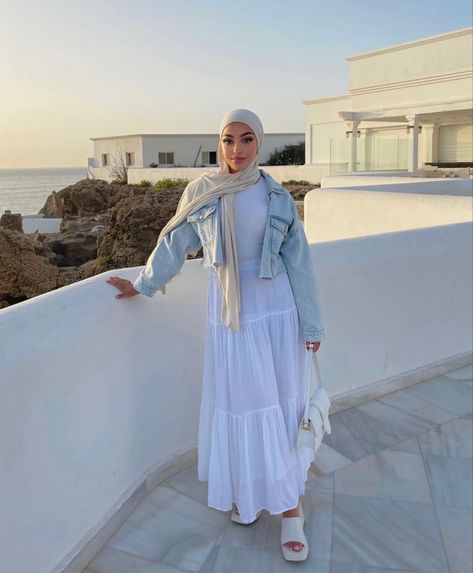 Summer Vacation Modest Outfits, Vacation Outfits Modest, Modest Vacation Outfits, Hijabi Summer, Hijabi Summer Outfits, Summer Modest Outfits, Modest Spring Outfits, Islamic Modest Fashion, Modest Outfits Muslim