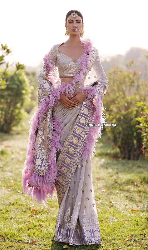 Traditional Wardrobe, Falguni Shane Peacock, Heavy Saree, Party Wear Sarees Online, Sari Design, Indian Sari Dress, Full Sleeve Blouse, Light Mauve, Retro Looks