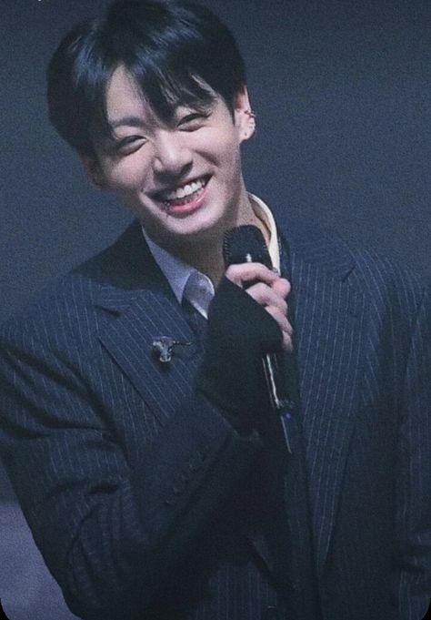 Jungkook Cute Smile, Jungkook Bunny Smile, Jungkook Smiling, Jungkook Happy, Jungkook Smile, Jeon Jungkook Photoshoot, Jeon Jeongguk, Jungkook Aesthetic, First Love Bts