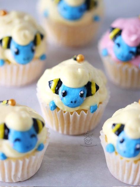 Mareep Pokemon, Pokemon Recipe, Pokémon Cakes, Classic Pokemon, Pokemon Cupcakes, Easy Pokemon, Pokemon Themed Party, Pokémon Party, Pokemon Cake