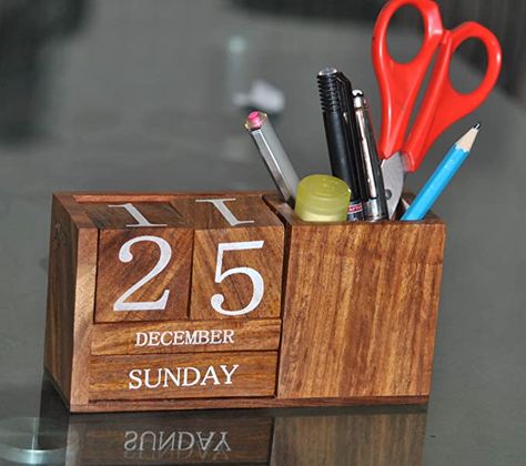 Amazon.com : Frescorr - Calendar Block - Wooden Perpetual Desk Calendar - Home and Office Decor, 6.5 x 2.0 x 3.5 inches (Dalbergia sisso - One of The World's Finest Wood) : Office Products Best Office Gifts, Wooden Desk Calendar, Rustic Christmas Crafts, Christmas Crafts Diy Gifts, Quick Christmas Gifts, Wooden Box Diy, Wood Calendar, Block Calendar, Table Calendar