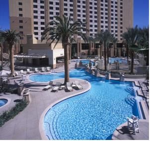 CAD 207 Situated on the north end of the Las Vegas Strip, this hotel is a 10-minute walk from area casinos. Spa Waterfall, Las Vegas Clubs, Las Vegas Vacation, Casino Hotel, Vacation Club, Hotel Pool, Las Vegas Trip, Las Vegas Hotels, Vegas Strip