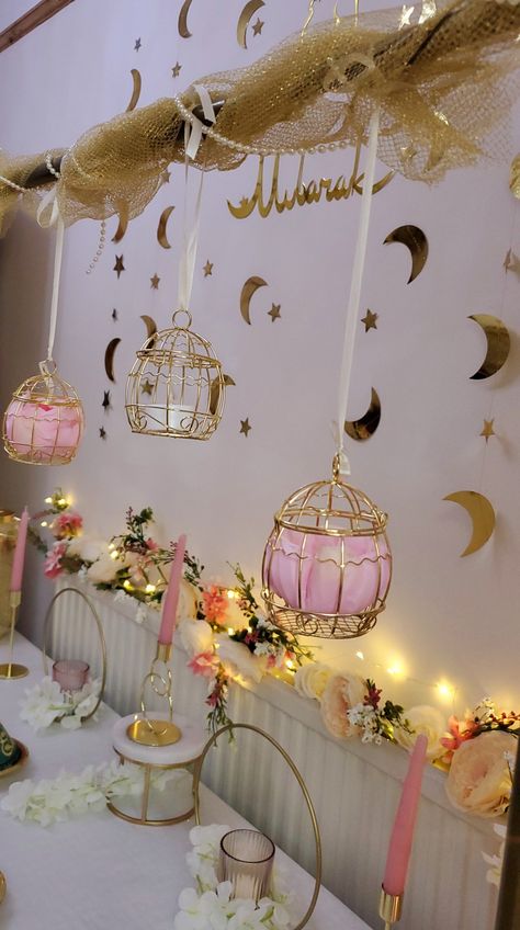 Ramadhan Art, Event Decoration Ideas, Eid Activities, Ramadan Sweets, Diy Pendant Lamp, Ramadhan Kareem, Eid Mubarak Decoration, Eid Decor, Islamic Events