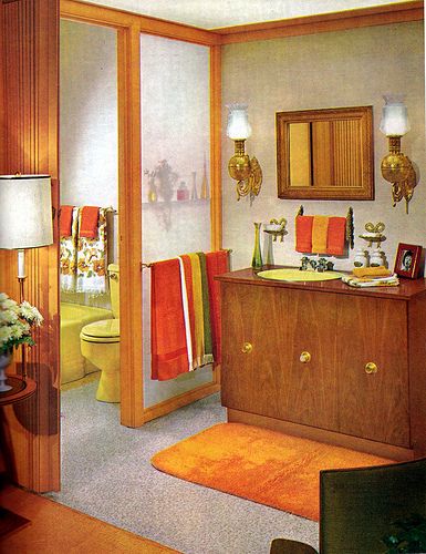 Retro | Flickr - Photo Sharing! 70s Interior, 1970s Decor, 1970s Home, Retro Interior Design, 70s Home, Retro Bathrooms, 70s Home Decor, Deco Retro, Small Living Room Decor