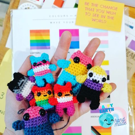 Subtle Pride Crochet, Pride Diy Ideas, Trans Diy Crafts, Queer Crochet Patterns, Lgbtq Crochet Patterns, Pride Month Crochet, Trans Crochet, Pride Crochet Ideas, Queer Crochet