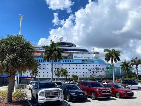 Margaritaville At Sea Paradise cruise ship set sail for the first time, and we have a Parrothead’s Review! Margaritaville At Sea, Margaritaville At Sea Cruise, Margaritaville Cruise, Paradise Sea, Grand Bahama, Cruise Planning, Bahamas Cruise, Jimmy Buffett, Cruise Line