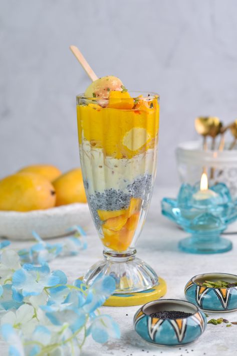 #falooda #mangofalooda #viniscookbook #mangorecipes Mango Falooda, Mango Recipes, Best Dessert Recipes, Something Sweet, Dessert Recipes Easy, Fun Desserts, Dessert Recipes, Mango, Easy Meals