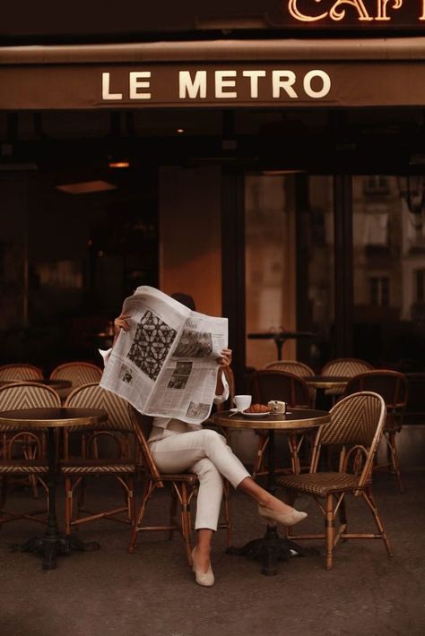 Paris Mood, The Quiet Ones, Parisian Cafe, French Cafe, Paris Aesthetic, Paris Cafe, Paris Photography, Fall Photoshoot, Paris Photos