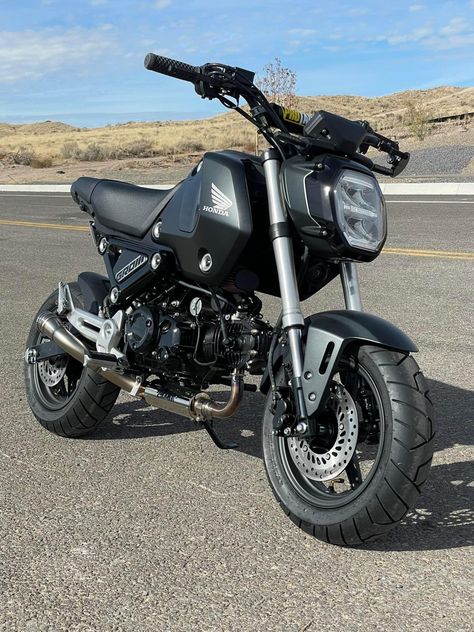 2023 Honda Grom Custom, Mt Black Bike, Honda Grom Modified, Honda Grom Cafe Racer, Honda Grom Mods, Custom Grom Motorcycle, Grom Bike, Honda Grom Custom, Grom Motorcycle