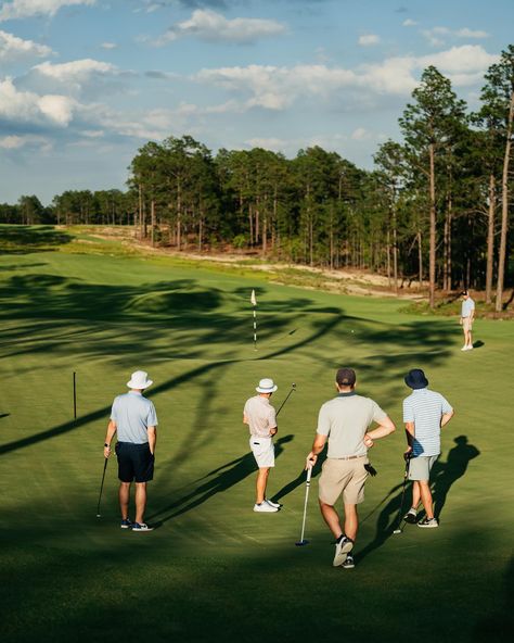 Take me back to @pinehurstresort No. 10 stat. As good of a golfing ball experience as imaginable in the south. @doakgolf @mosergolf and team did an exceptional job repurposing the land formally known as The Pit. The place is fun, adventurous, super quiet, relaxing, and a good test of golf. Book your round now, thank me later. We had a blast playing as an 8-some for a @restoration_club meetup on Tuesday of US Open week. A top golf memory! Luxury Golf Course, Pinehurst Golf, Golf With Friends, City Golf, Golf Photos, Golf Pictures, Golf Photography, Rocky River, Clubbing Aesthetic