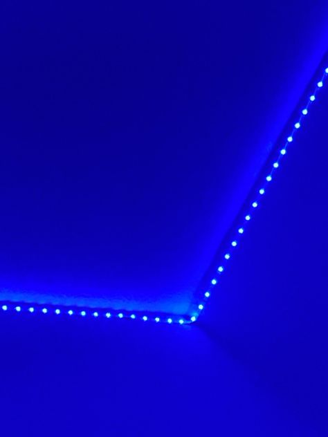 Led Light Pics, Led Lights Snap, Led Lights Background, Ceiling Pics Snapchat, Photo Snapchat, Light Blue Led Lights, Blue Led Aesthetics, Led Lights Bedroom Aesthetic, Blurry Neon Lights Aesthetic