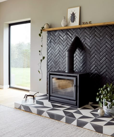 Fireplace tile ideas – 10 decorative designs using ceramic, porcelain, metal and more | Real Homes Corner Wood Stove, Wood Stove Surround, Stove Surround, Fireplace Tile Ideas, Wood Burner Fireplace, Wood Burning Stoves Living Room, Log Burner Living Room, Standing Fireplace, Wood Burners