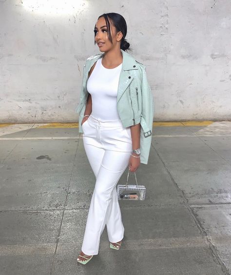 Classy Blazer Outfits Black Women, Outfits Printemps, Modeling Outfits, All White Outfit, White Outfit, Dope Fashion, Dressy Outfits, Dope Outfits