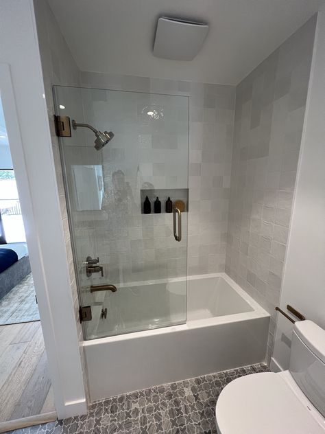 Bathroom Ideas With Bathtub Small, Small Bathroom Remodel Bathtub, Bathroom With Standard Tub, Square Bathtub Shower Combo, Bathroom Soaker Tub Shower Combo, Soaking Bathtub Shower Combo, Jet Bathtub Shower Combo, Small Shower With Tub, Deep Shower Tub