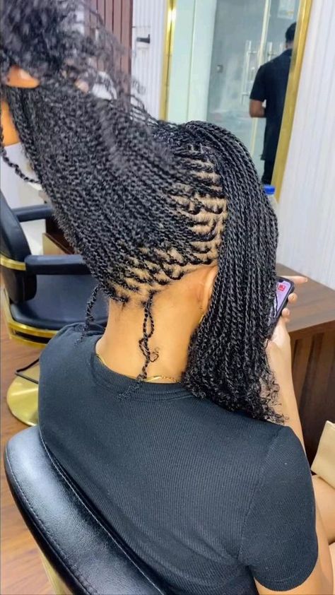 Micro Braids Styles, Short Hair Twist Styles, Micro Braids Hairstyles, Latest Hair Braids, Short Box Braids Hairstyles, Braided Hairstyles For Black Women Cornrows, Curly Crochet Hair Styles, African Hair Braiding Styles, Braided Cornrow Hairstyles