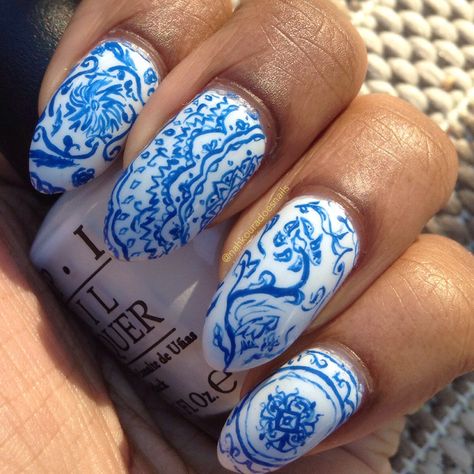 Fine China Fine China Nails Design, Fine China Nail Art, China Plate Nails, Blue China Nails, Nails Porcelain, Fine China Nails, Porcelain Nail Art, Porcelain Nails, Nails Photoshoot