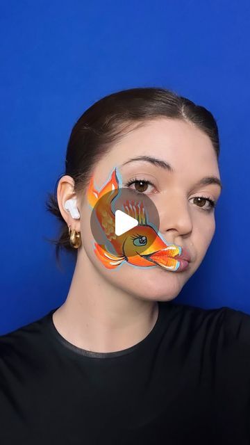 Premier Face Painting Ireland on Instagram: "Fish tutorial! 🐠 This is a fun fish facepaint that can be changed using any different colour one stroke 🫧   Perfect for a sea themed party and minus the outline can be done in 60 seconds! 🌊   𝗖𝗹𝗶𝗰𝗸 𝘁𝗵𝗲 𝗹𝗶𝗻𝗸 𝗶𝗻 𝗼𝘂𝗿 𝗯𝗶𝗼 🔗  𝗩𝗶𝗲𝘄 𝗼𝘂𝗿 𝗼𝗻𝗹𝗶𝗻𝗲 𝗰𝗼𝘂𝗿𝘀𝗲𝘀, 𝘀𝘁𝗮𝗿𝘁𝗲𝗿 𝗸𝗶𝘁𝘀 𝗮𝗻𝗱 𝗺𝗼𝗿𝗲  𝐏𝐫𝐨𝐝𝐮𝐜𝐭𝐬 𝐮𝐬𝐞𝐝: • Fusion one stroke “island girl” • Small slanted flat brush  • No.2 round brush for lining  • DFX black and white paint  #facepaint #facepainting #creative #fish #kidsentertainment #familyfun #dublin" Fish Face Paint, Fish Face, Round Brush, Flat Brush, Facepaint, Fish Painting, Island Girl, White Paint, 60 Seconds