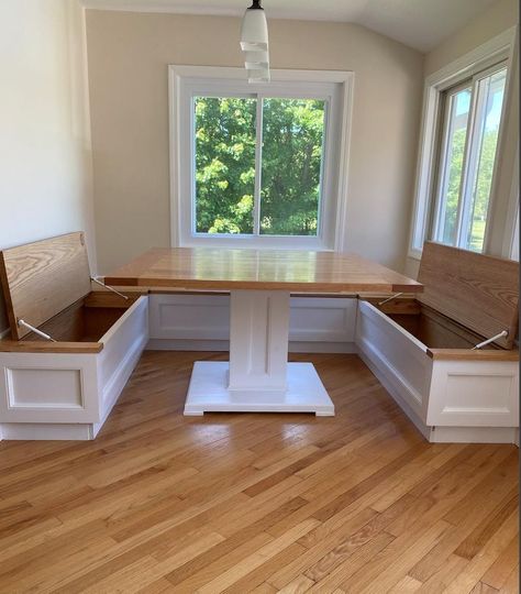 Breakfast Nook Banquette, Breakfast Nook Seating, Kitchen Nook Bench, Custom Banquette Seating, Custom Banquette, Booth Seating In Kitchen, Built In Bench Seating, Dining Booth, Seating Bench