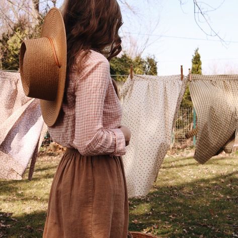 Kaetlyn Anne, Calico And Twine, Prairie Aesthetic, Farm Girl Style, Farmer Outfit, Spring Gingham, Farm Fashion, Farmer Girl, Farm Clothes