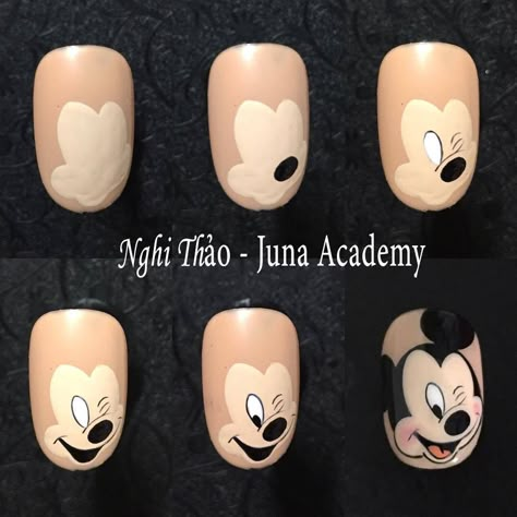 Mouse Nail Art, Mickey Mouse Nail Art, Mouse Nails, Mickey Mouse Nails, Mickey Nails, Animal Nail Art, Nail Drawing, Nail Art Techniques, Nail Art Disney