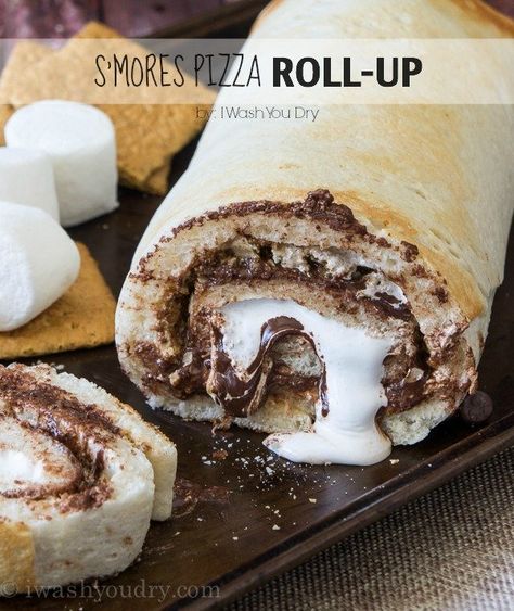 Ultimate Smores, Smores Recipe, Pizza Dessert, Pizza Roll Up, Pinwheel Recipes, Marshmallow Creme, Dessert Pizza, Pizza Rolls, Dessert Ingredients