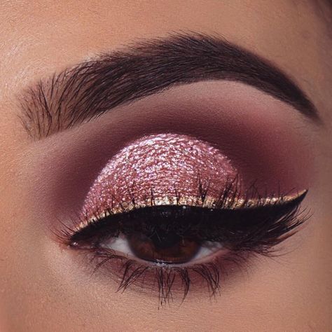 Dusty Rose Makeup Look, Dusty Rose Makeup, Pink Wedding Hair, Pink Lengha, Makeup Ojos, Rose Makeup, Pink Eye, Nude Eyeshadow, Pink Eyeshadow