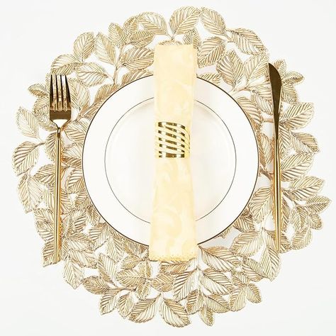 Set of 6 Gold Leaf Round Placemats Non-Slip Wipeable Table Mats for Dinner,Party,Wedding Accent Centerpiece #ad Gold Round Table, Leaf Placemats, Vinyl Placemat, Birthday Party Dinner, Gold Placemats, Plate Chargers, Dinner Party Wedding, Placemats For Round Table, Leaf Veins