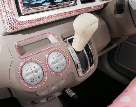 Cute Car Interior Ideas Pink, Coquette Car Accessories, Girly Car Decor, Pink Car Decor, Coquette Car, Pink Car Accessories, Barbie Car, Car Things, Girly Car Accessories