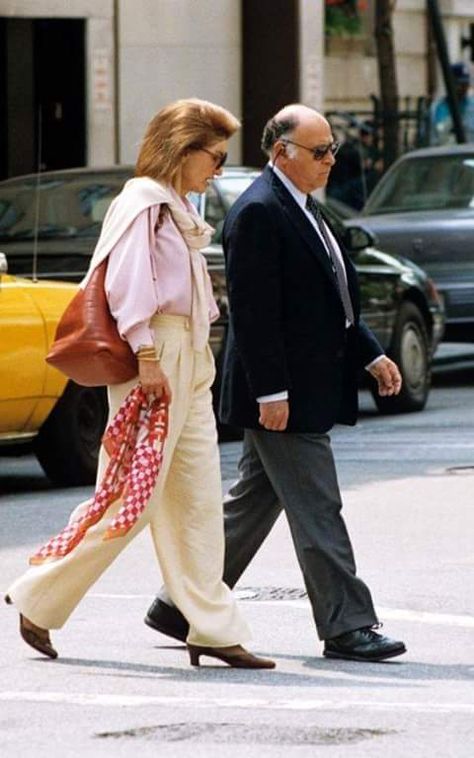 Early 1990's.                                                                                                                                                                                 More Jackie O's, Jacqueline Bouvier, Aristotle Onassis, Jackie O Style, Jackie Onassis, With Boyfriend, Elsa Peretti, Jackie O, Stepping Out