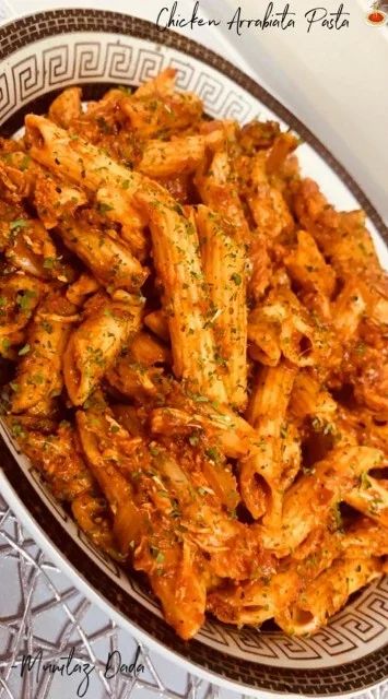 Chicken Arrabiata Pasta recipe by Mumtaz Abdool Chicken Arrabiata Recipe, Chicken Arrabiata, Arrabiata Pasta, Healthy Light Lunches, Pasta Arrabiata, Chicken Fillet Recipes, Halaal Recipes, Light Pasta, Meal Planners