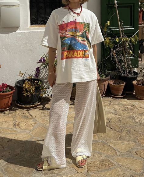 70s Inspired Outfits, Mum Fashion, Resort Outfit, Summer 24, Preschool Outfits, Style Crush, Tee Outfit, Fit Inspo, Spring Summer Outfits